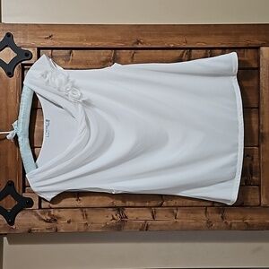 Ricki's White Draped Cowl Neck with  Flowers Sleeveless Top Size Large